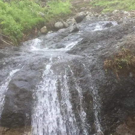 Spacious And Charming House In With Large Garden Дом отдыха