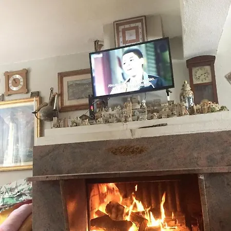 Spacious And Charming House In With Large Garden * Vozuca