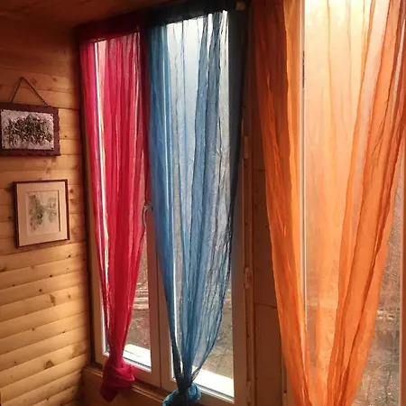 Spacious And Charming House In With Large Garden Holiday home Vozuca