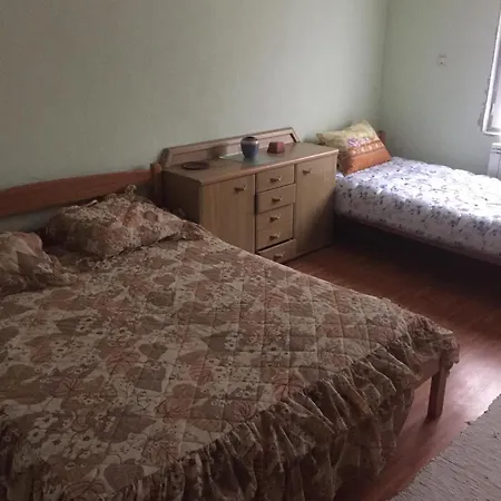 Spacious And Charming House In With Large Garden Σπίτι διακοπών